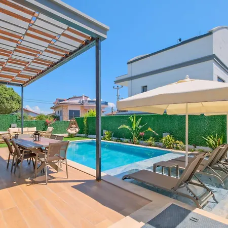 Deniz Villa *
